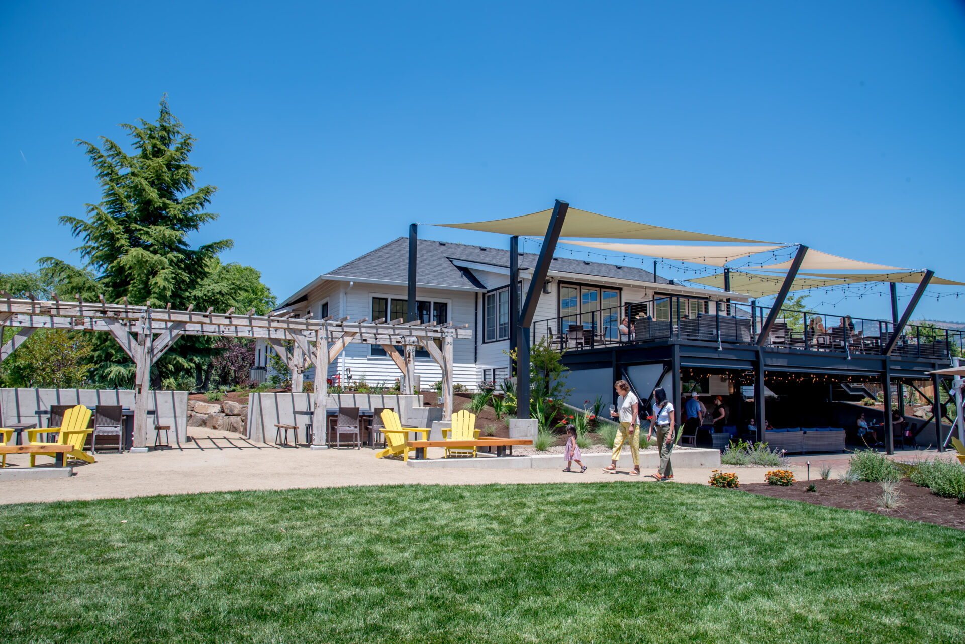 Naumes Sunscrest Winery