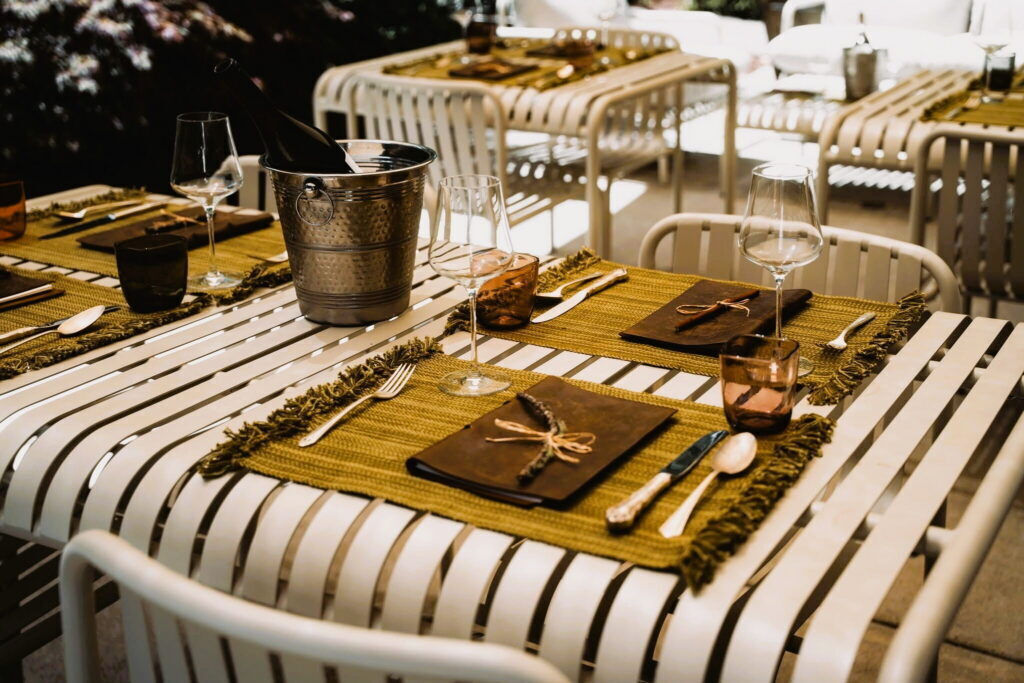 Cowhorn Kitchen & Vine