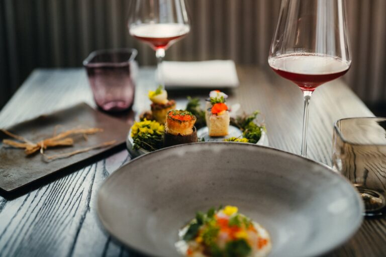 Cowhorn Kitchen & Vine