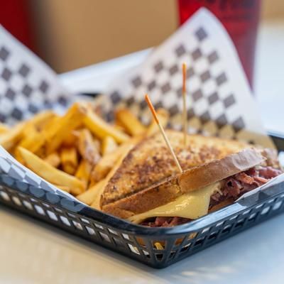 Debby’s Diner