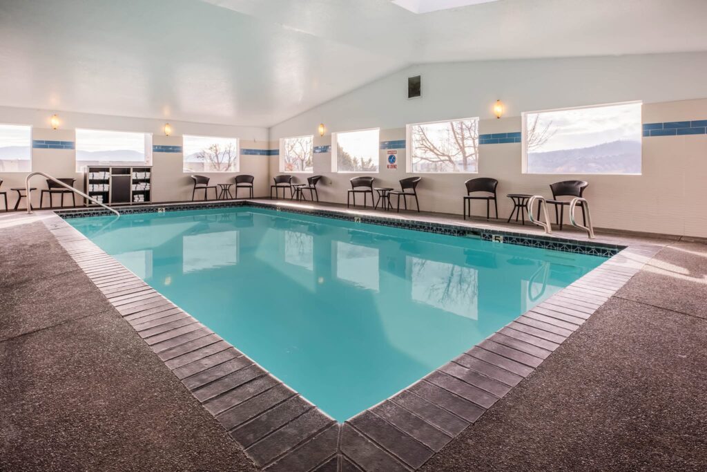 Super 8 by Wyndham Central Point – Medford